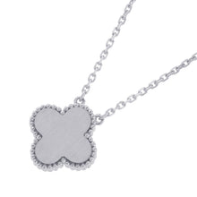 将图像加载到图库查看器中，Van Cleef &amp; Arpels Vintage Alhambra 1PDNecklace Holiday 2020VCARP6L800 18K White Gold
