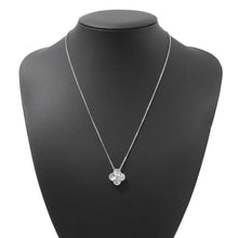 将图像加载到图库查看器中，Van Cleef &amp; Arpels Vintage Alhambra 1PDNecklace Holiday 2020VCARP6L800 18K White Gold
