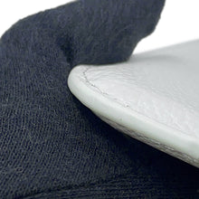 将图像加载到图库查看器中，BALENCIAGA Mobile Phone Strap Pouch Bag White718495 Leather
