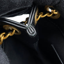 将图像加载到图库查看器中，CHANEL CC Logo Matelasse Messenger Bag BlackAS4609 Lambskin Size Small
