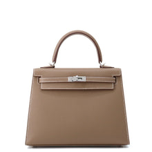 Load image into Gallery viewer, HERMES Kelly Sellier Etoupe Epsom Size 25
