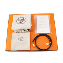 将图像加载到图库查看器中，HERMES Bolide Black Epsom Size 27
