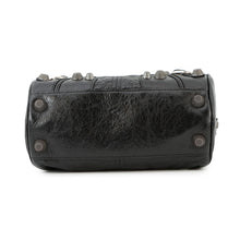 将图像加载到图库查看器中，BALENCIAGA Le Cagoule Cylinder Shoulder Bag Black771716 Leather
