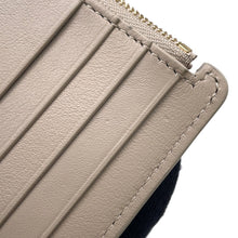 将图像加载到图库查看器中，LOEWE Knot Coin Card Holder Light oats11182250 shiny napa calf
