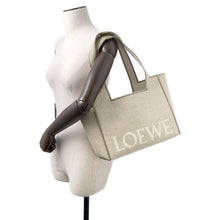 将图像加载到图库查看器中，LOEWE font tote EcruALF1B61X11 Jacquard Size Medium
