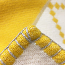 将图像加载到图库查看器中，HERMES Blade Blanket Avalon Animo Natte Moutardo/White Wool 90% Cashmere10%
