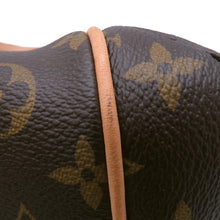 Load image into Gallery viewer, LOUIS VUITTON Totally BrownM56688 Monogram Size PM
