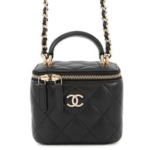 将图像加载到图库查看器中，CHANEL Small Vanity Case BlackAP2198 Lambskin
