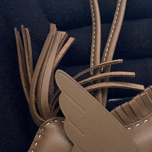 将图像加载到图库查看器中，HERMES Rodeo Pegasus Etoupe Lambskin Size PM
