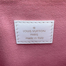 将图像加载到图库查看器中，LOUIS VUITTON Coussin Blanc/PinkM21209 Monogram Lamb Leather Size PM
