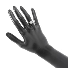 将图像加载到图库查看器中，TIFFANY&amp;Co. Soleste Emerald Cut Diamond Ring Size Approximately 11 Pt950
