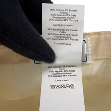 Load image into Gallery viewer, HERMES Davis Emile Cap Size 57 White Cotton Elastine
