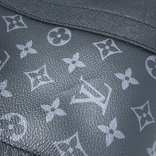 Load image into Gallery viewer, LOUIS VUITTON Taigarama Keepall Bandouliere NoirM53763 Taiga Leather Monogram Eclipse Size 50
