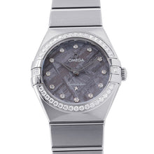 将图像加载到图库查看器中，OMEGA Constellation W28mm Stainless Steel Lavender Dial131.15.28.60.99.001
