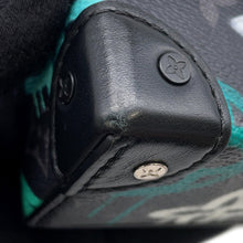 将图像加载到图库查看器中，LOUIS VUITTON Steamer Wearable Wallet BlackM81852 Monogram Eclipse
