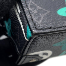 将图像加载到图库查看器中，LOUIS VUITTON Steamer Wearable Wallet BlackM81852 Monogram Eclipse
