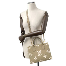 将图像加载到图库查看器中，LOUIS VUITTON Onthego khaki cremeM46647 Monogram Empreinte Leather Size PM
