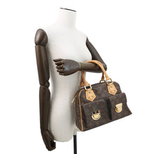 将图像加载到图库查看器中，LOUIS VUITTON Manhattan BeigeM40026 Monogram Size PM
