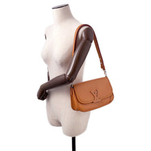 Load image into Gallery viewer, LOUIS VUITTON Busy NM GoldMielM59459 Epi Leather
