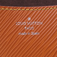 Load image into Gallery viewer, LOUIS VUITTON Busy NM GoldMielM59459 Epi Leather
