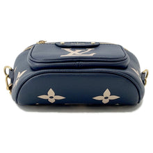 将图像加载到图库查看器中，LOUIS VUITTON Mini Bumbag Navy/CreamM85636 Monogram Empreinte Leather
