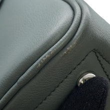 Load image into Gallery viewer, HERMES Victoria 2 12H Vert Amand Evercolor
