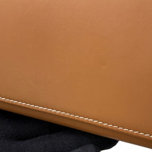 Load image into Gallery viewer, HERMES Kelly Retourne Natural Chamonix Leather Size 32

