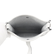 Load image into Gallery viewer, HERMES Evelyne Long New White Taurillon Clemence Size TPM
