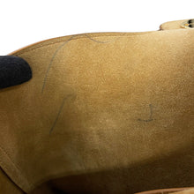 Load image into Gallery viewer, LOEWE Pebble bucket bag OakAANBBBWX01 Smooth Calf Leather Size Medium
