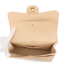 将图像加载到图库查看器中，CHANEL Matelasse ChainShoulder Bag BeigeA58600 Caviar Leather Size 30
