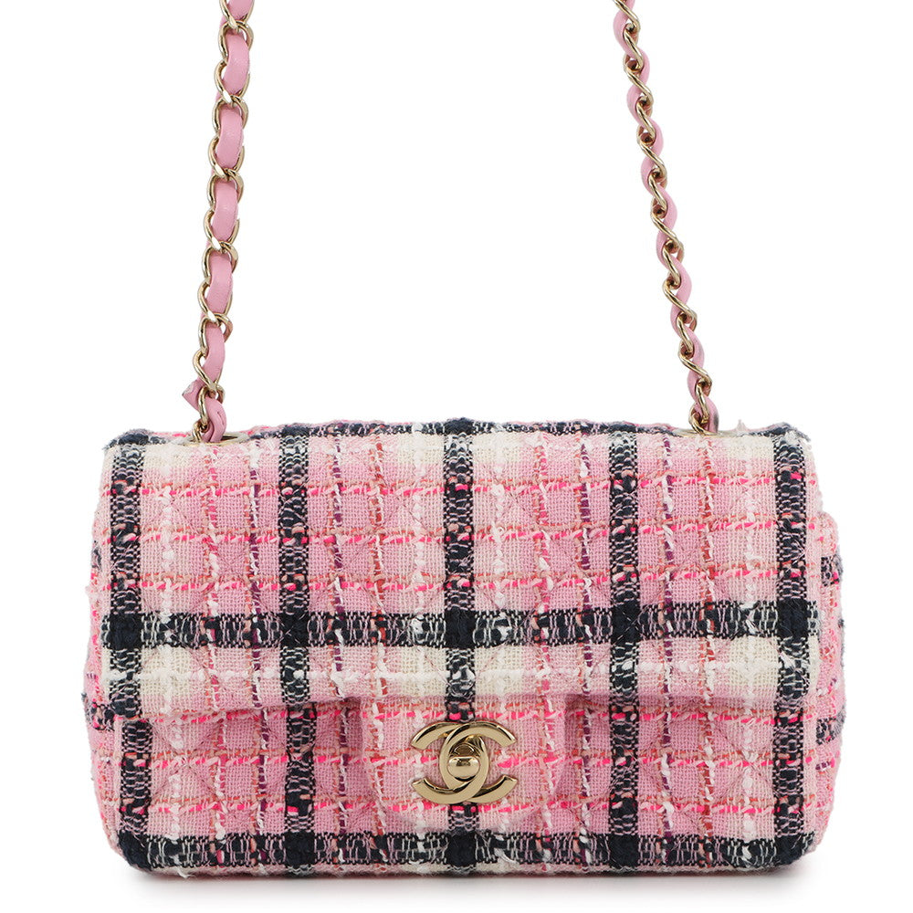 CHANEL Matelasse Chain Shoulder Bag Pink Tweed Size 20
