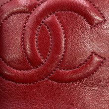 将图像加载到图库查看器中，CHANEL Matelasse ChainShoulder Bag Red Lambskin Size 17
