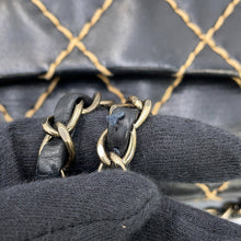 将图像加载到图库查看器中，CHANEL Wild Stitch ChainShoulder Bag Black Lambskin
