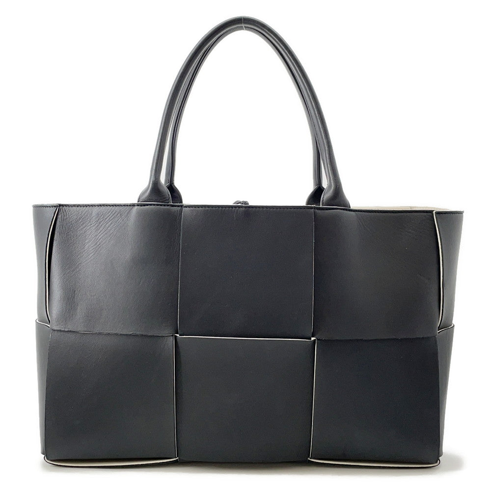 Bottega Veneta Maxi INTRECCIATO Arco Tote Black/White609175 Leather Size Medium