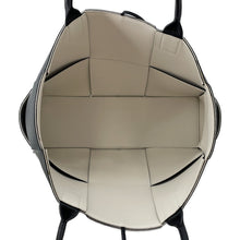 将图像加载到图库查看器中，Bottega Veneta Maxi INTRECCIATO Arco Tote Black/White609175 Leather Size Medium
