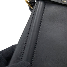 将图像加载到图库查看器中，Valentino Garavani Antibes Medium Tote Black6Y2B0D16RBN Calf Leather Size Medium
