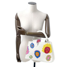 将图像加载到图库查看器中，LOUIS VUITTON LV × YKCapucines WhiteM21726 Taurillon Size MM
