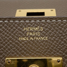 Load image into Gallery viewer, HERMES Kelly Wallet Long To-Go Etoupe Epsom

