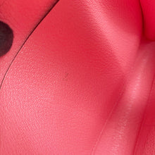 将图像加载到图库查看器中，HERMES Clic Rose Azalee Chevre Myzore Goatskin
