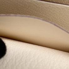 Load image into Gallery viewer, HERMES Roulis Slim Wallet Nata Chevre Myzore Goatskin
