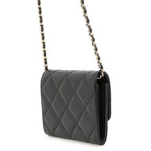 将图像加载到图库查看器中，CHANEL CC Logo Matelasse Chain Wallet Black Caviar Leather/Faux Pearl
