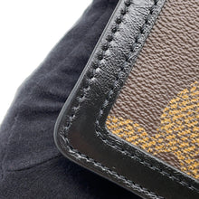 Load image into Gallery viewer, LOUIS VUITTON Bumbag・Dauphine NoirM67696 Monogram Giant Monogram Giant Reverse
