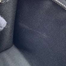 将图像加载到图库查看器中，LOUIS VUITTON Gaston Wearable Wallet NoirM81124 Monogram Eclipse Reverse
