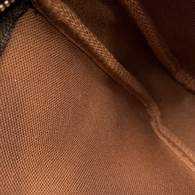 将图像加载到图库查看器中，LOUIS VUITTON Pochette Accessoires BrownM51981 Monogram Panda Takashi Murakami
