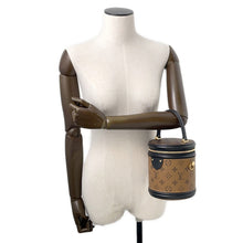 将图像加载到图库查看器中，LOUIS VUITTON Cannes NoirM43986 Monogram Monogram Reverse Canvas
