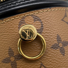 将图像加载到图库查看器中，LOUIS VUITTON Cannes NoirM43986 Monogram Monogram Reverse Canvas
