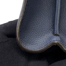 将图像加载到图库查看器中，LOUIS VUITTON Victoire MarineM44038 Monogram
