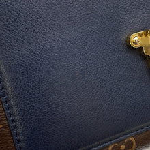 将图像加载到图库查看器中，LOUIS VUITTON Victoire MarineM44038 Monogram
