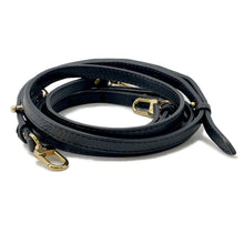 将图像加载到图库查看器中，LOUIS VUITTON Palm Springs Backpack NoirM44872 Monogram Monogram Reverse Canvas Size MINI
