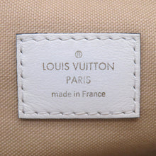 将图像加载到图库查看器中，LOUIS VUITTON Bumbag Khaki/White/BeigeM44611 Monogram Monogram Giant
